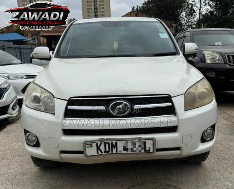 Toyota RAV4 2016 White