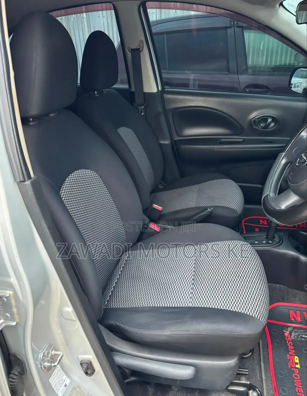 Nissan March 2016 Silver