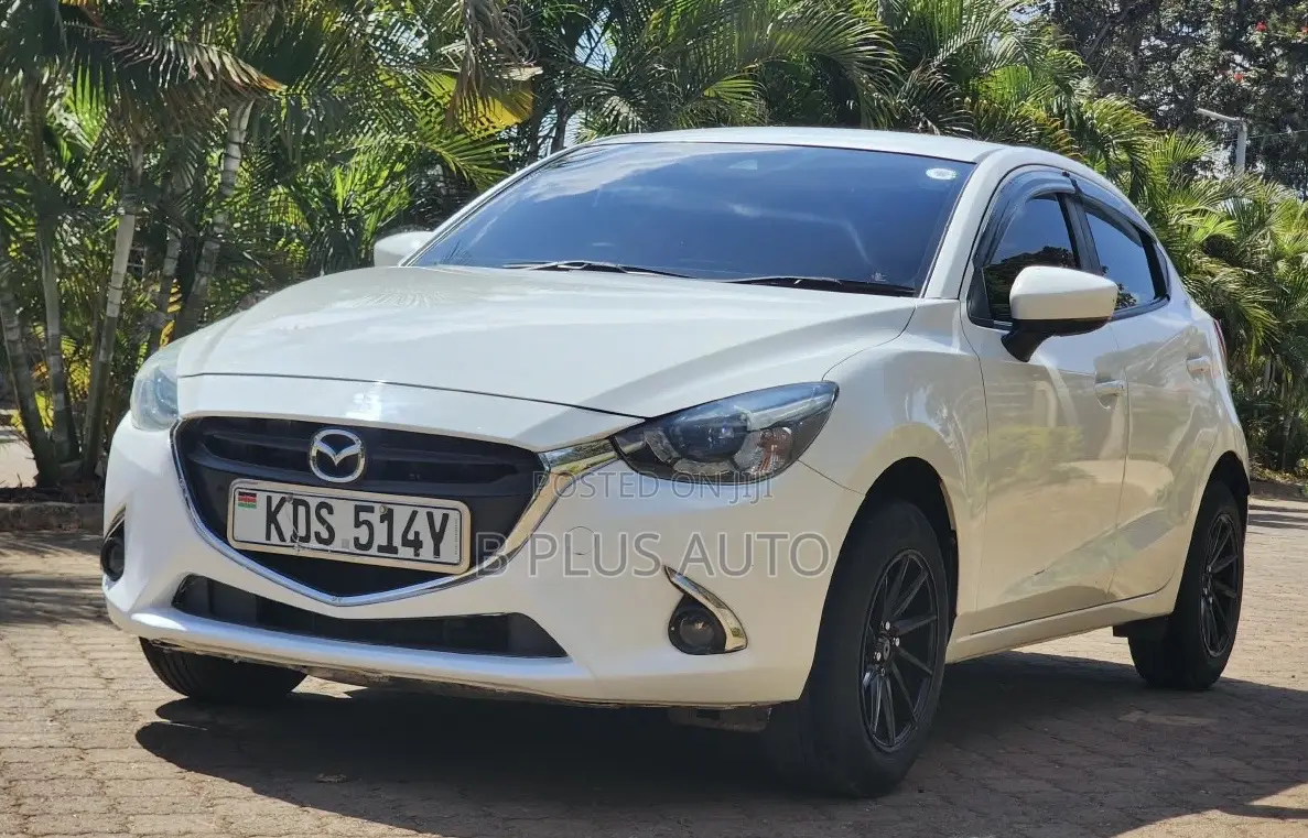 Mazda Demio 2019 White