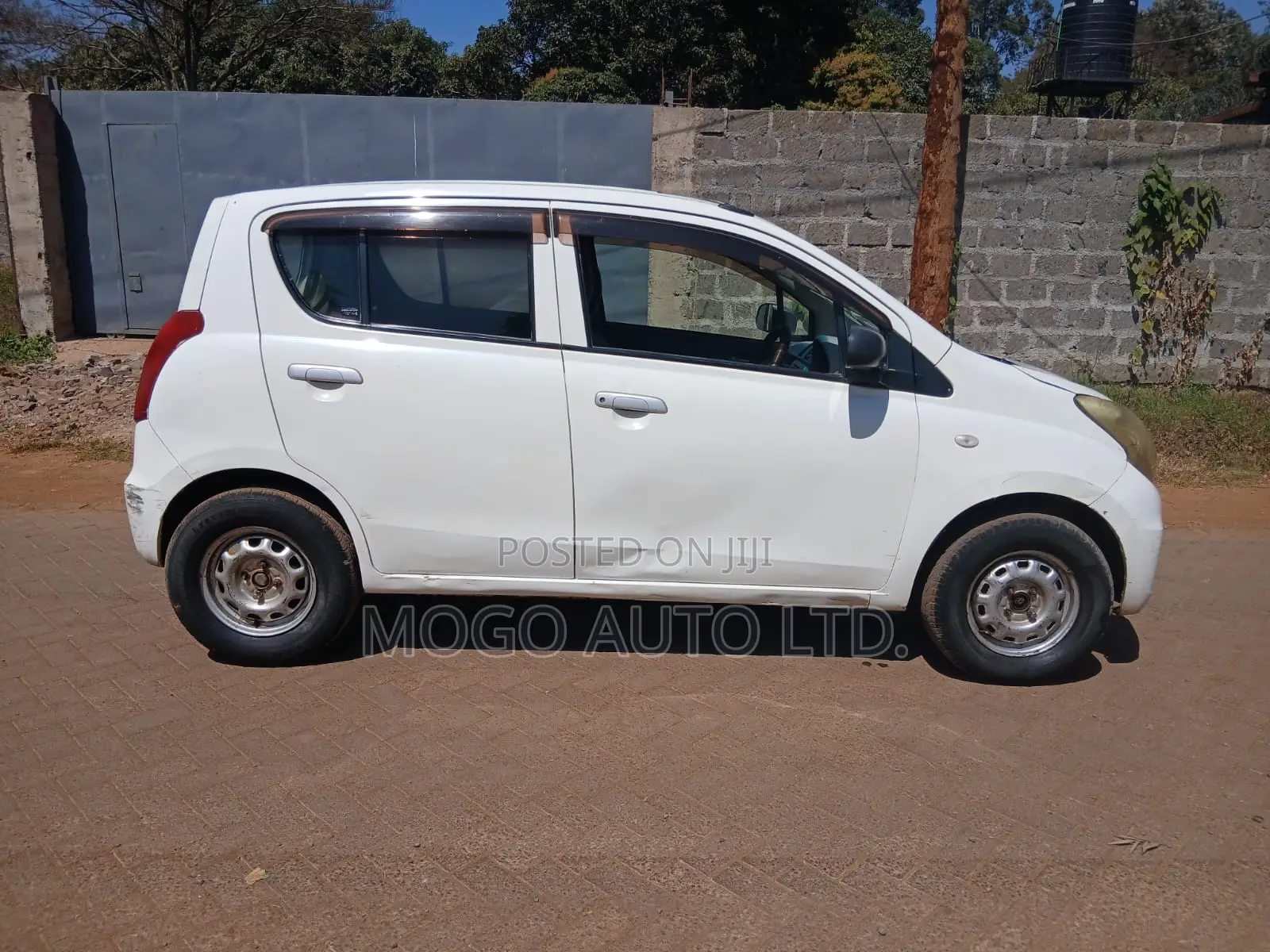 Suzuki Alto 2014 White