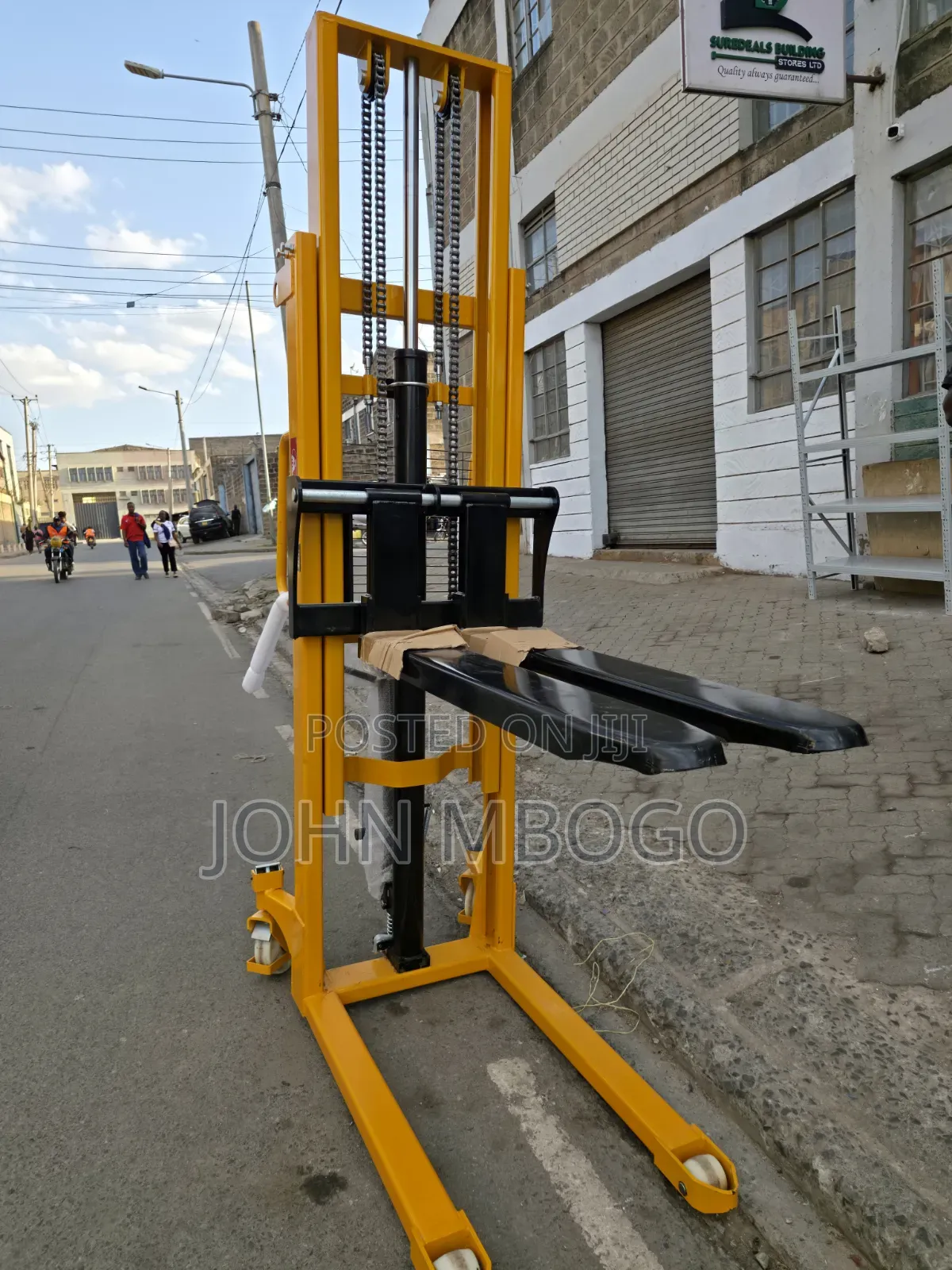 Manual Pallet Stacker- 2000kg , 1.6m