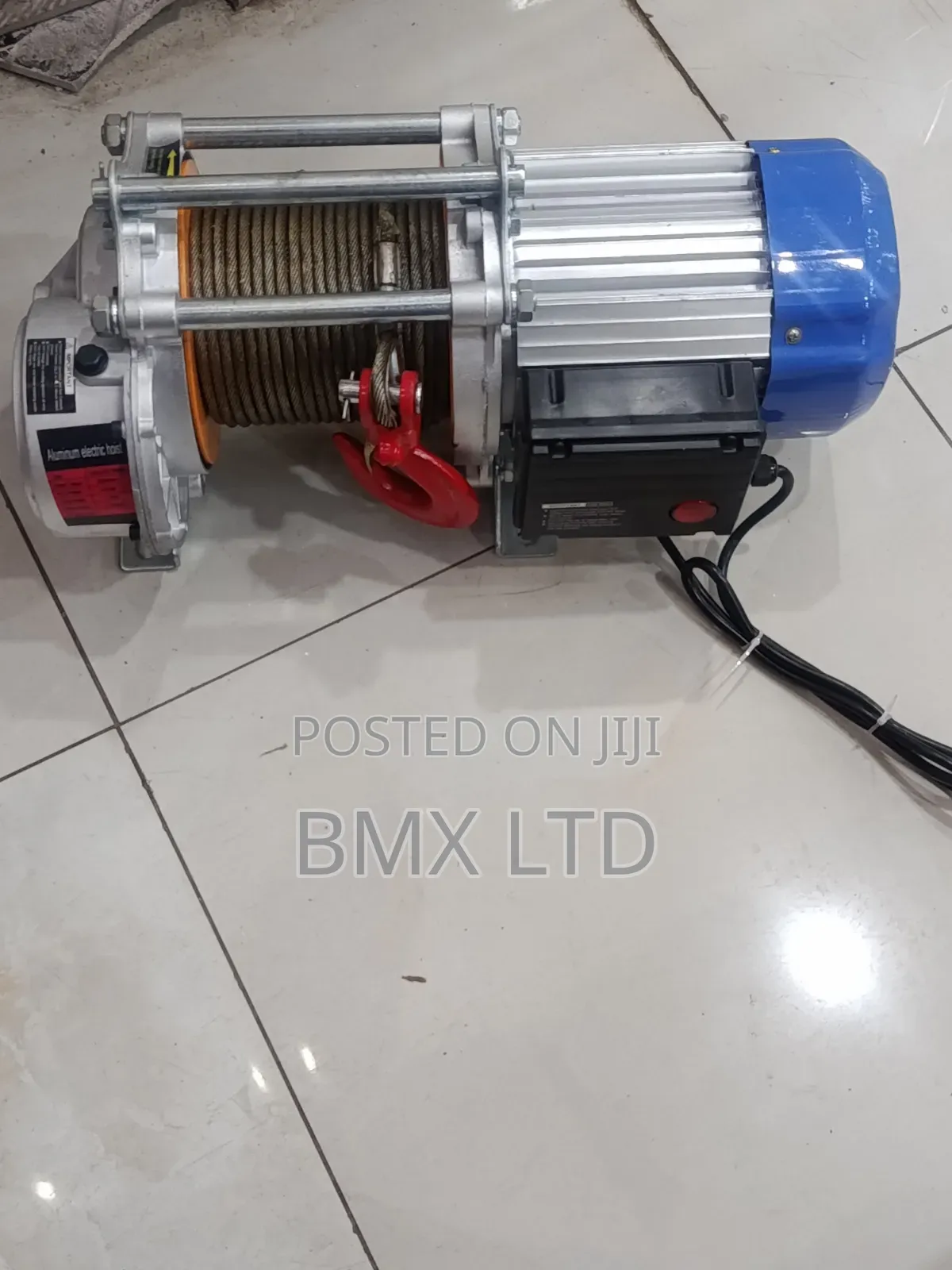Building Hoist