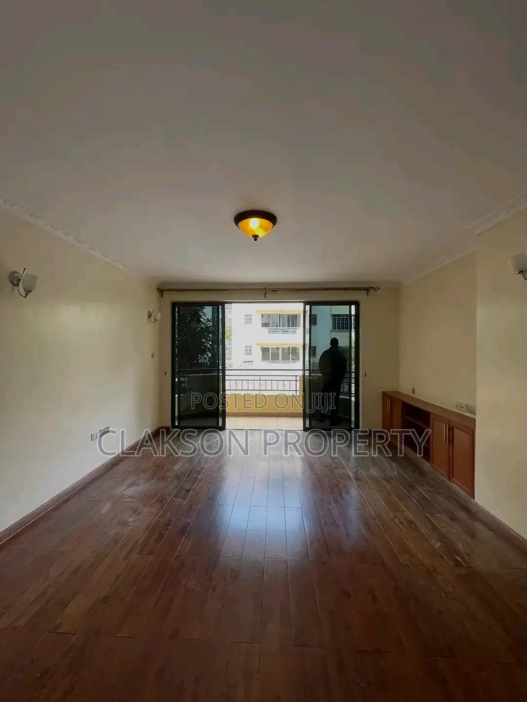2bdrm Apartment in Kilimani, State House Area for rent
