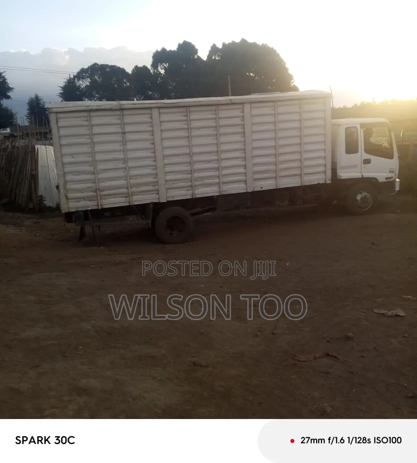 Isuzu FRR KBQ Closed Body