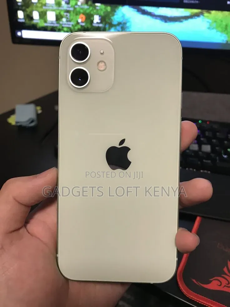 New Apple iPhone 12 64 GB White
