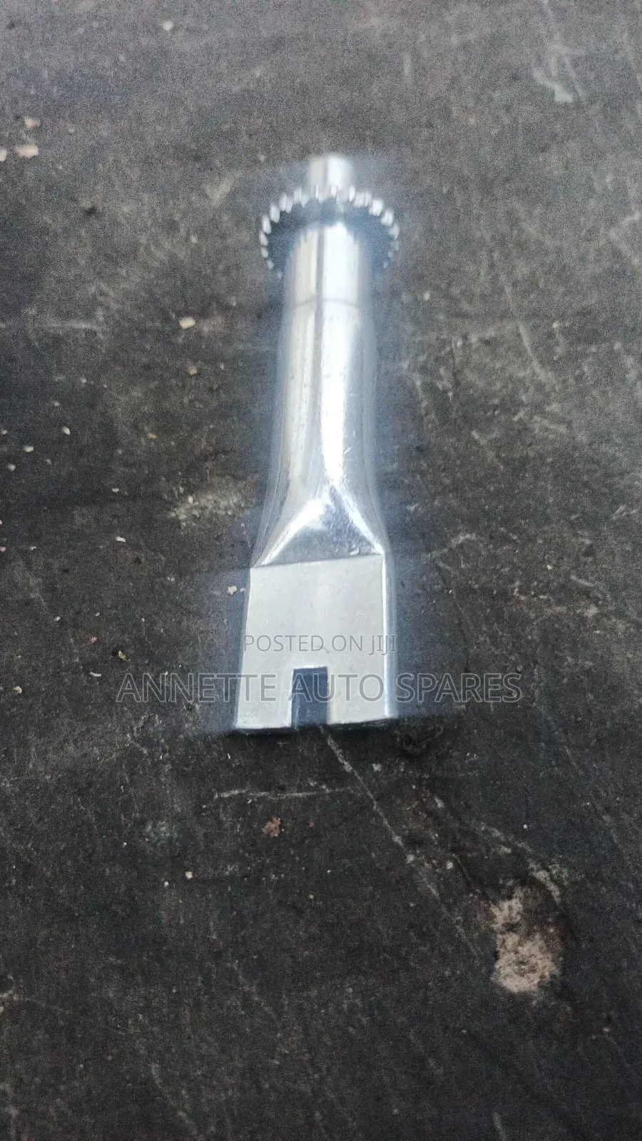 Rear Drum Brake Shoe Self Adjuster