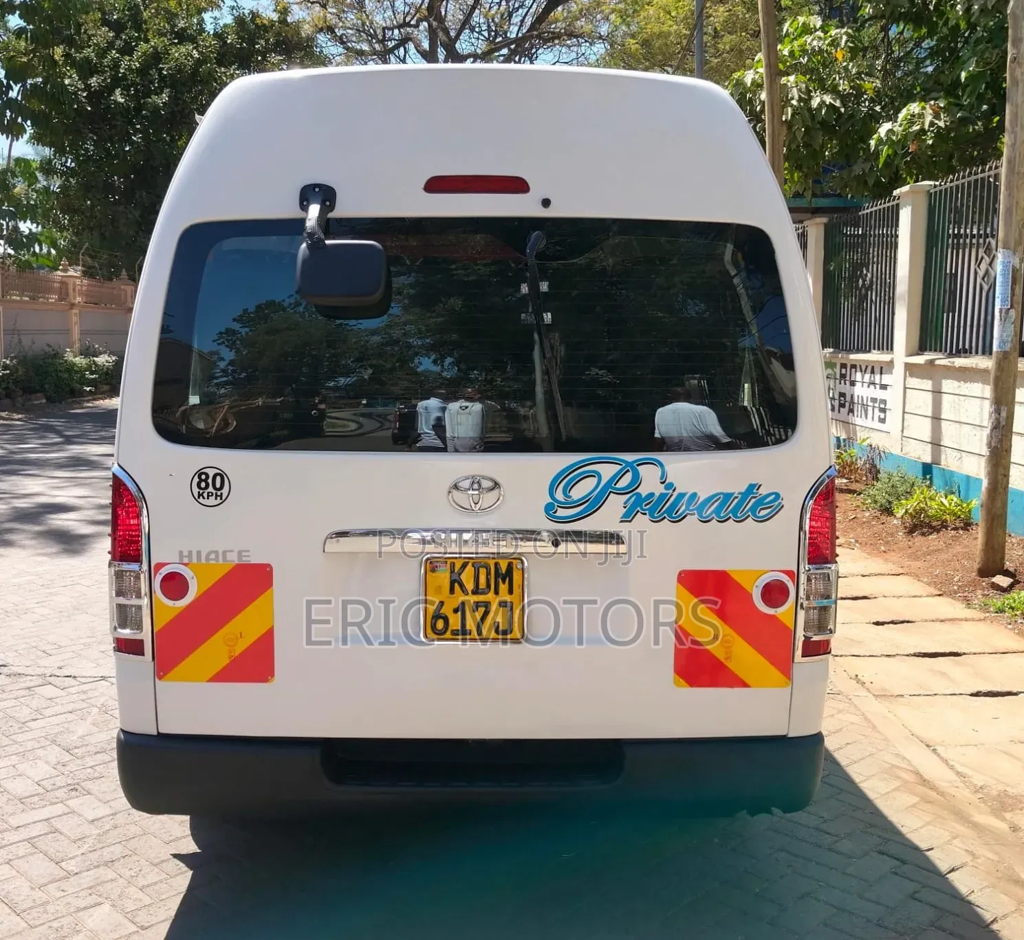 Toyota HiAce 2016 White