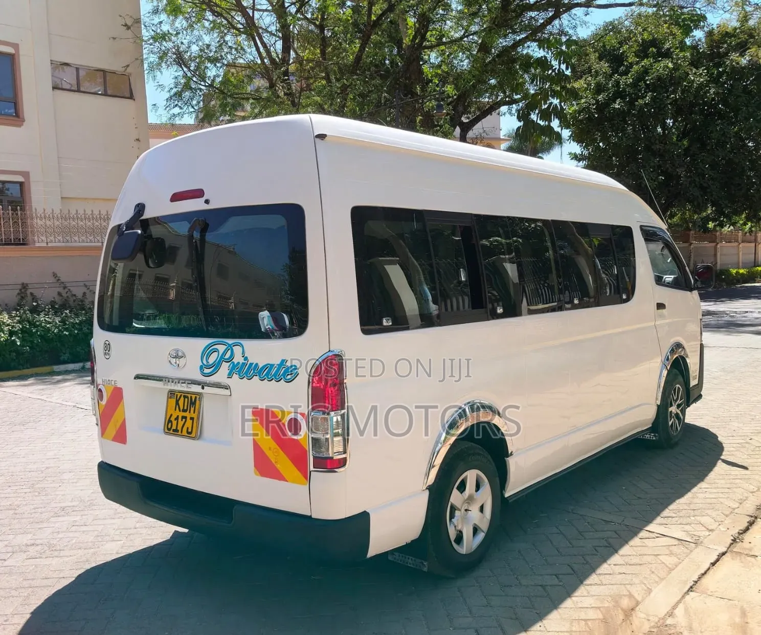 Toyota HiAce 2016 White