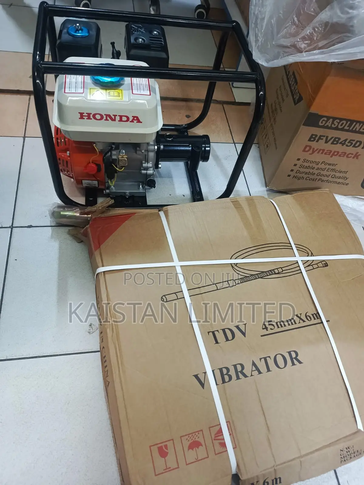 Honda Petrol Powered Concrete Poker Vibrator 45mm for Construction