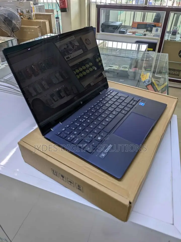 Laptop HP Dragonfly G2 8GB Intel Core i5 SSD 256GB