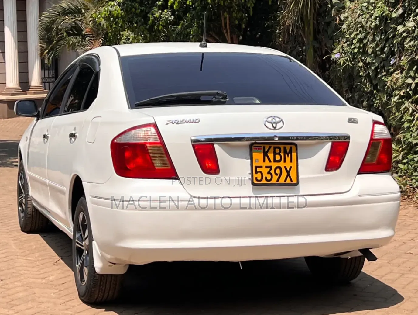 Toyota Premio 2005 White