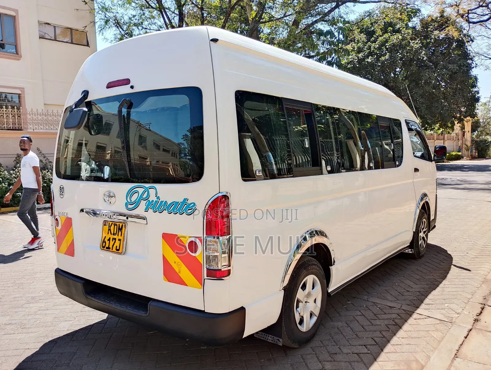 Toyota HiAce 2016 White
