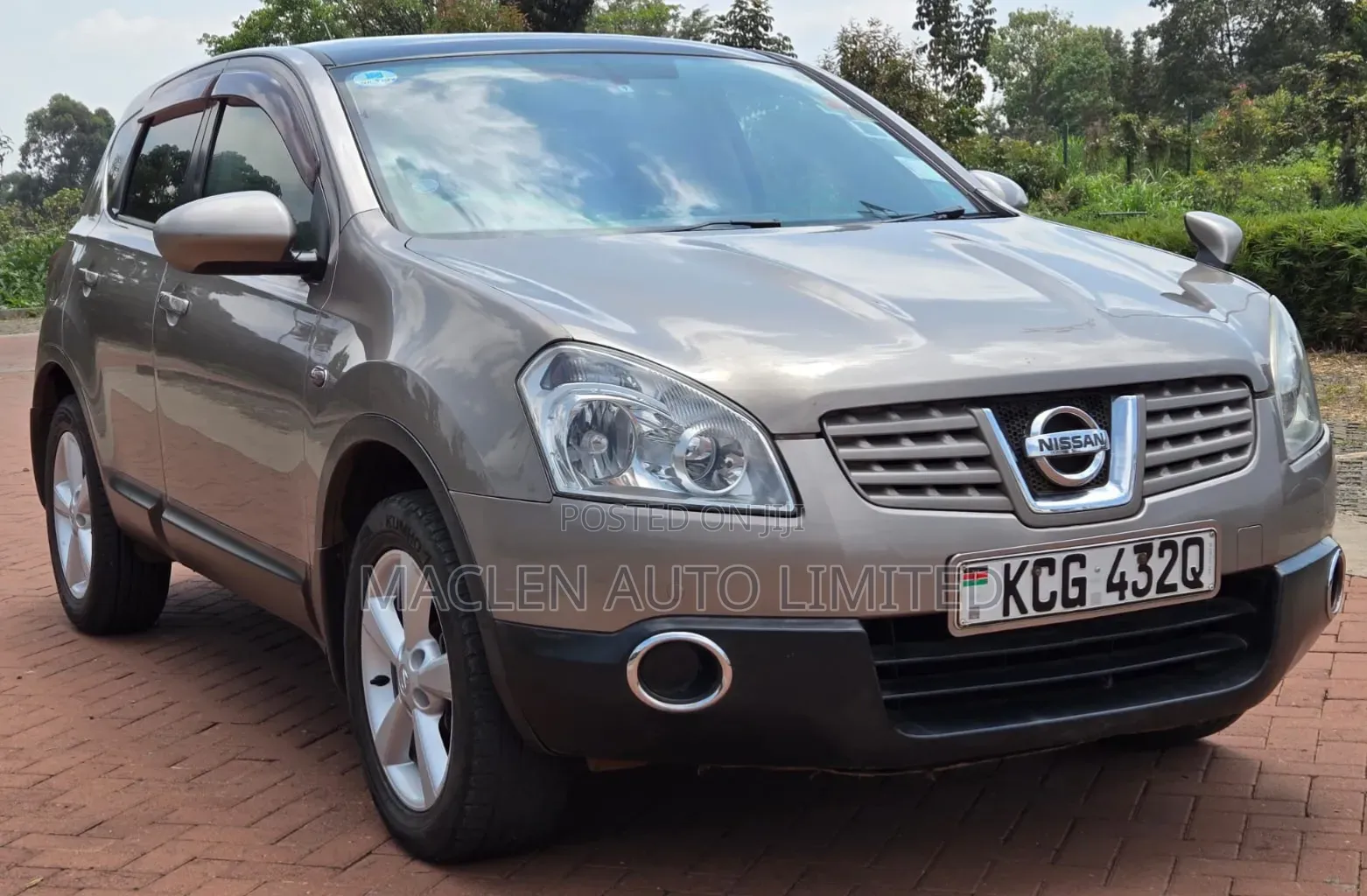 Nissan Dualis 2010 Gray