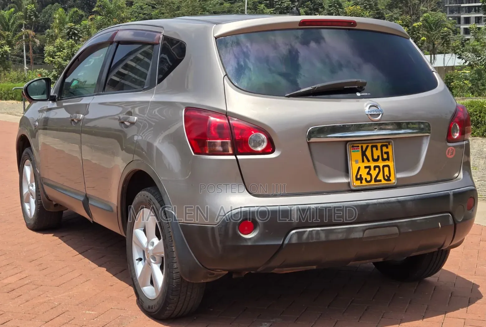 Nissan Dualis 2010 Gray