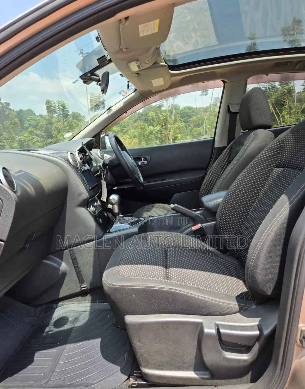 Nissan Dualis 2010 Gray