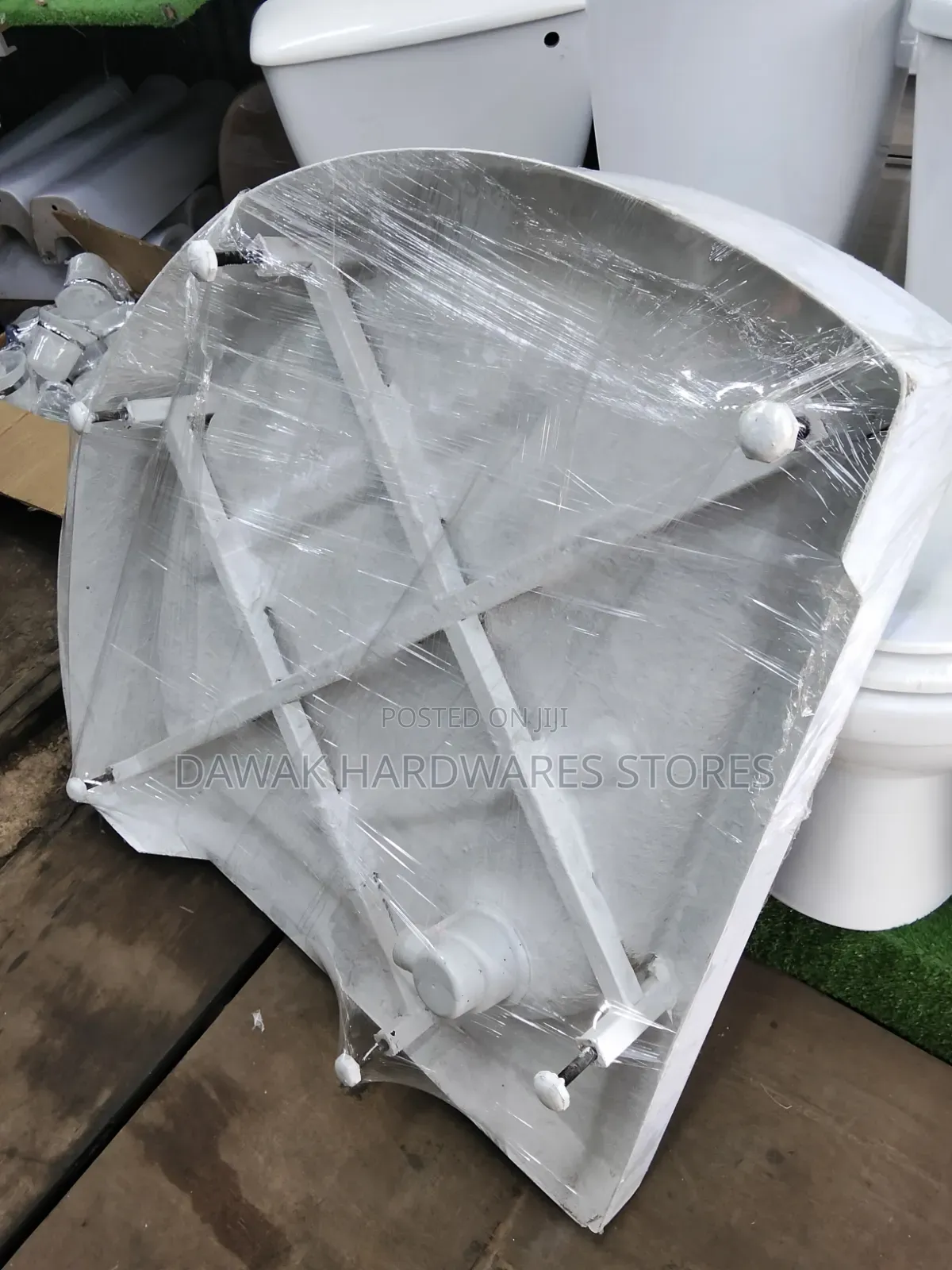 90 by 90 Shower Tray With Waste