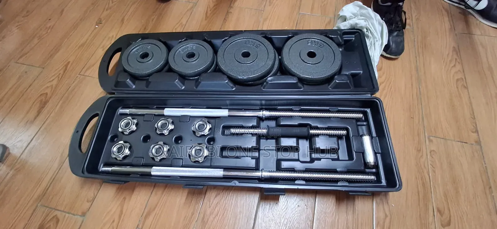 Adjustable Dumbbell Weight Set – KSh 9,999
