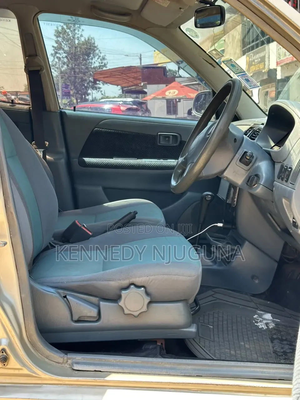 Toyota Duet 2001 Beige