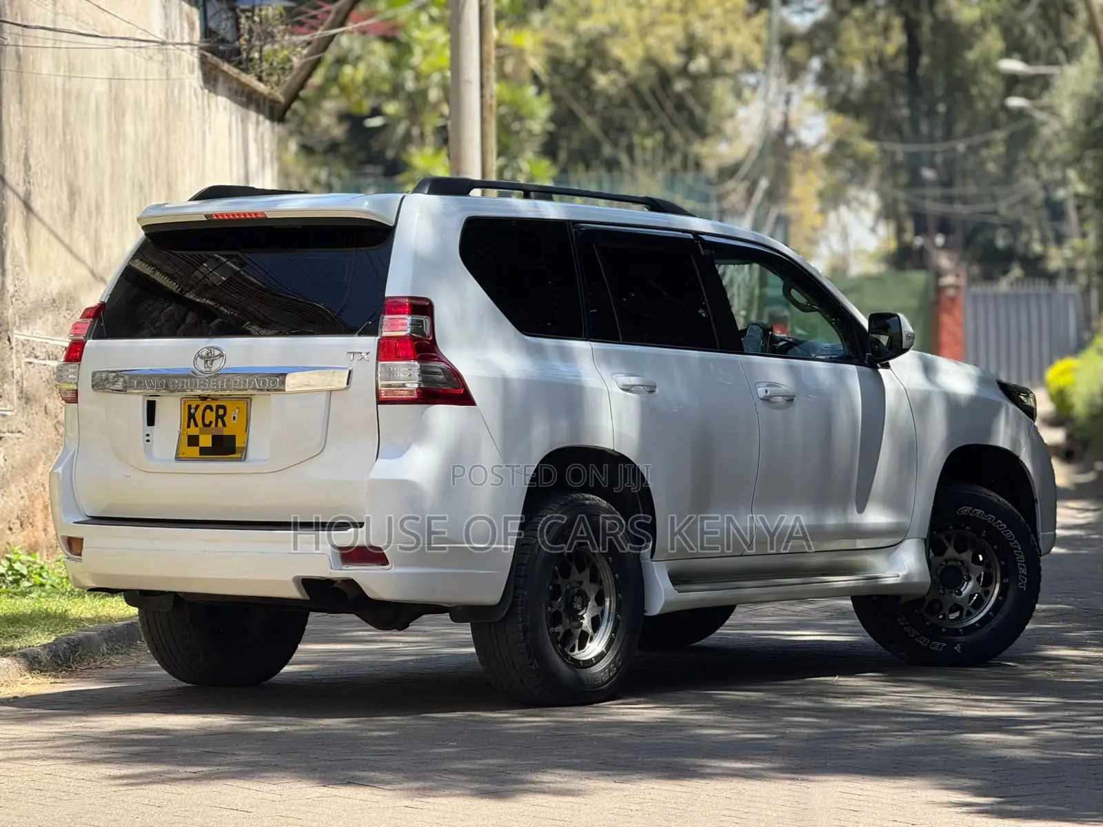 Toyota Land Cruiser Prado 2.7 i 2011 White