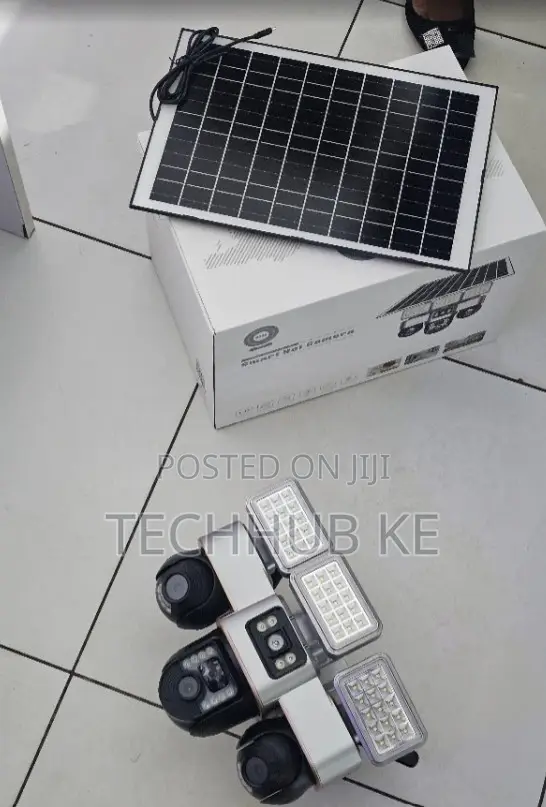 Triple Lens 4G Solar Security Camera With PTZ Night Vision