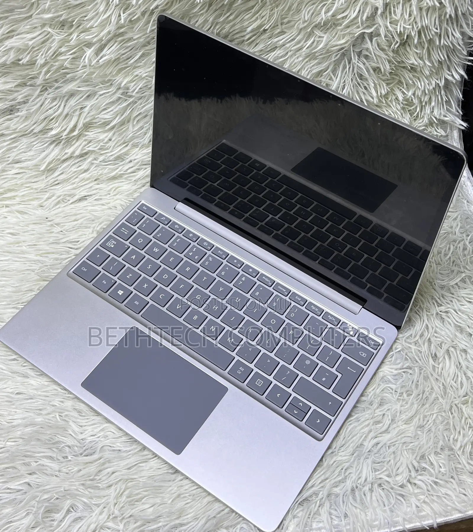 Laptop Microsoft Surface Go 16GB Intel Core i5 SSD 256GB