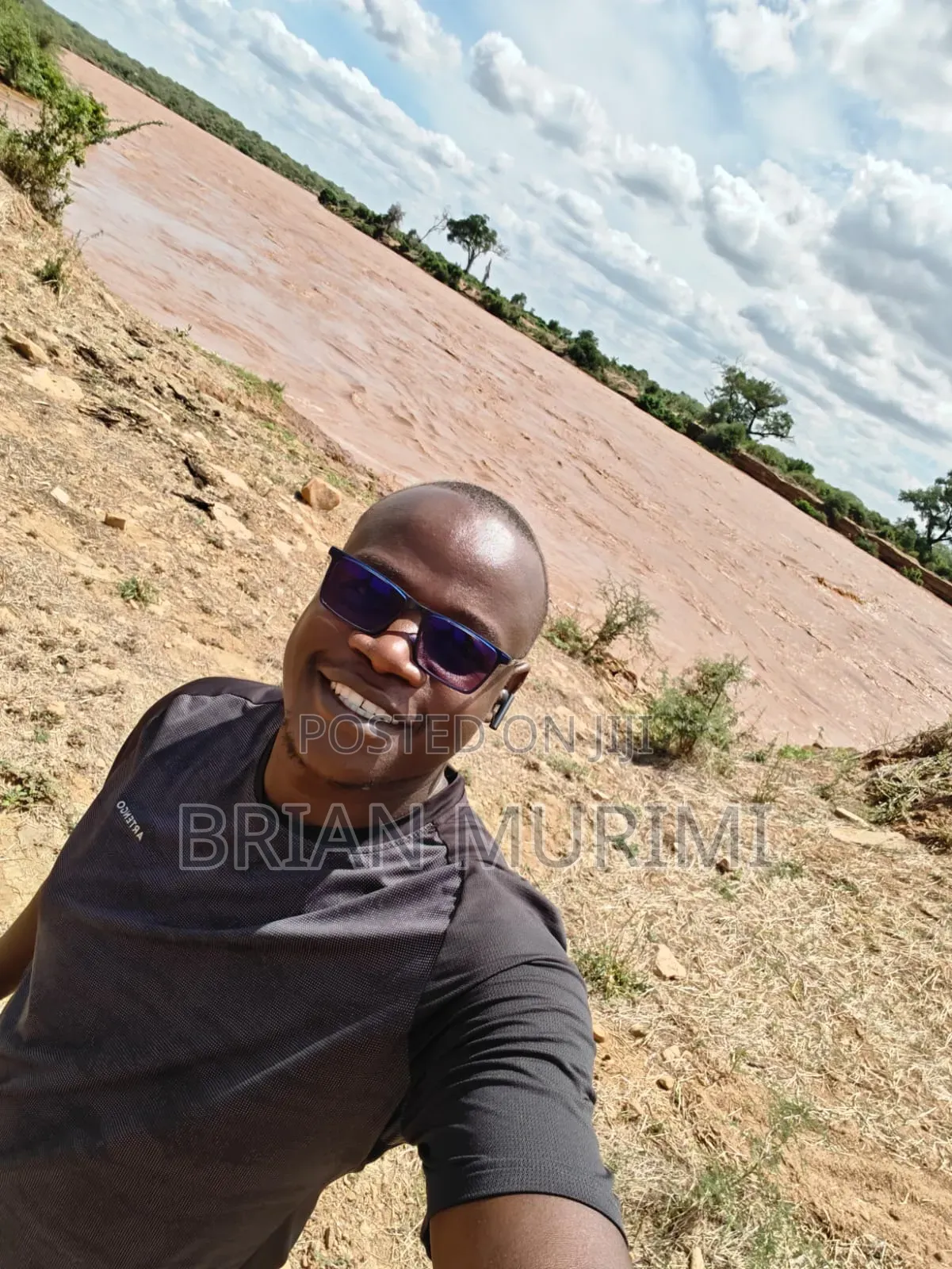 1000 Acres on Sale Close to the Road With Water and Electricity.