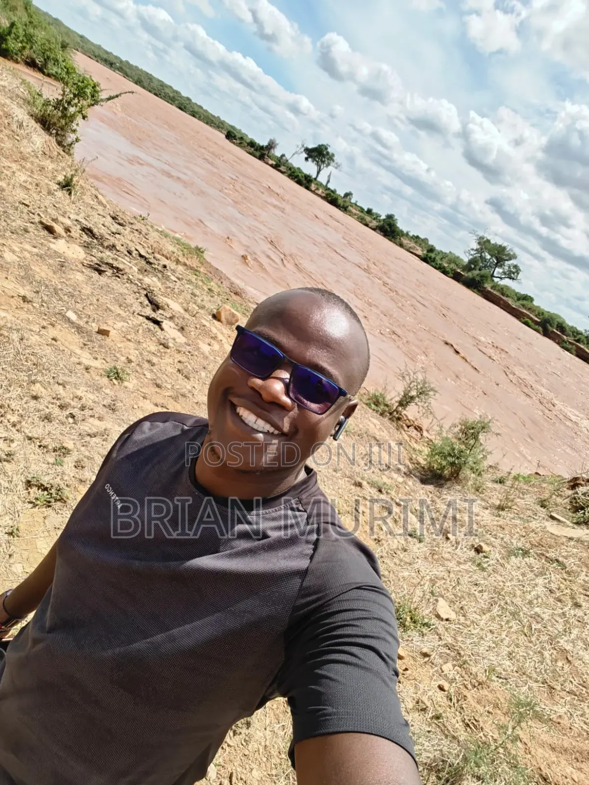 1000 Acres on Sale Close to the Road With Water and Electricity.