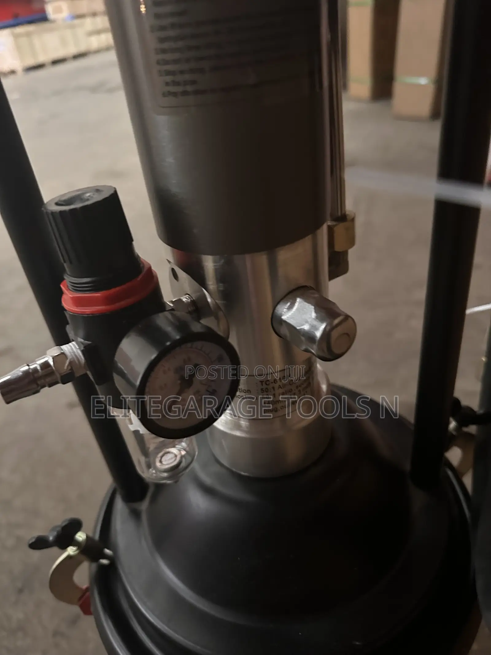 Heavy Duty Pneumatic Greasing Machine
