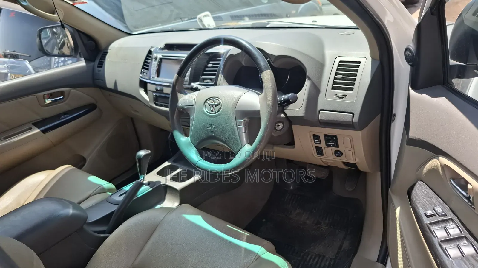Toyota Fortuner 2014 White