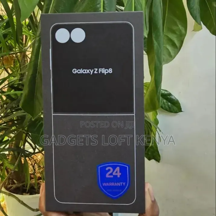 New Samsung Galaxy Z Flip8 256 GB Black