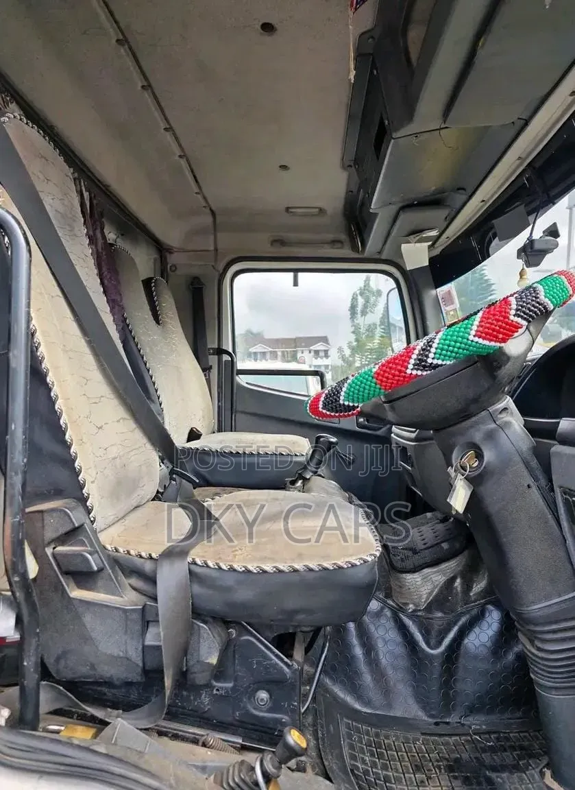 Mitsubishi Fuso FJX3