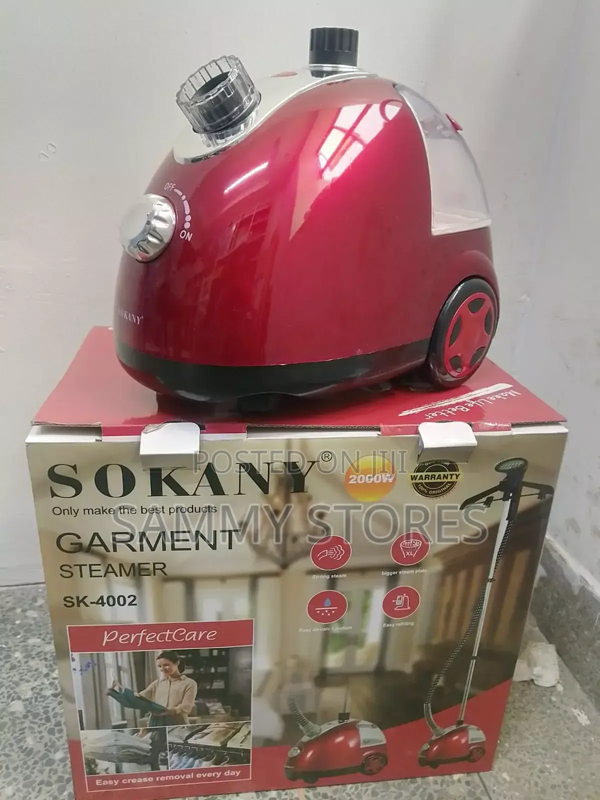 2000W Portable Steam Cleaner With Flexible Hose Multiple Attachments