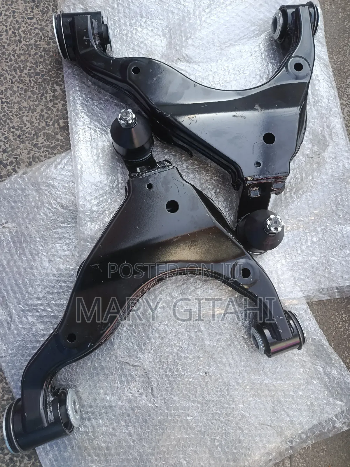Control Arm Right and Left for Land Cruiser 200series