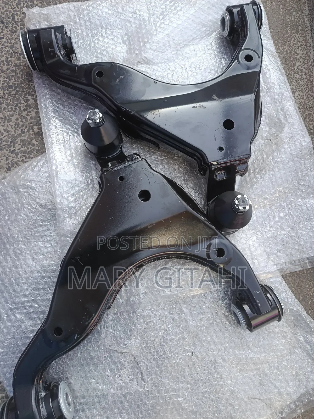 Control Arm Right and Left for Land Cruiser 200series