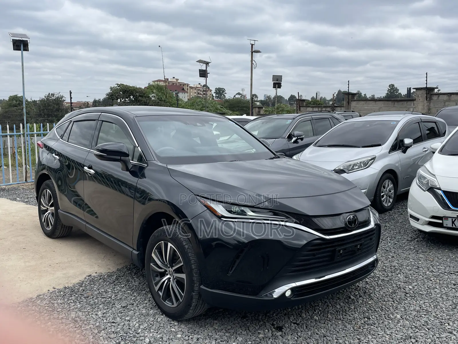 Toyota Harrier 2.0 2020