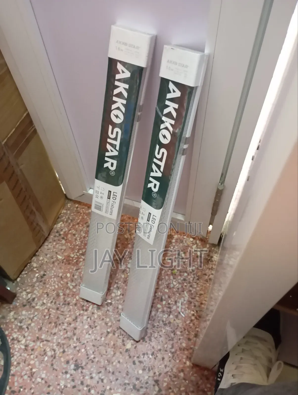 2ft Surface Mounted High Efficacy Lighting/Led Tube Light