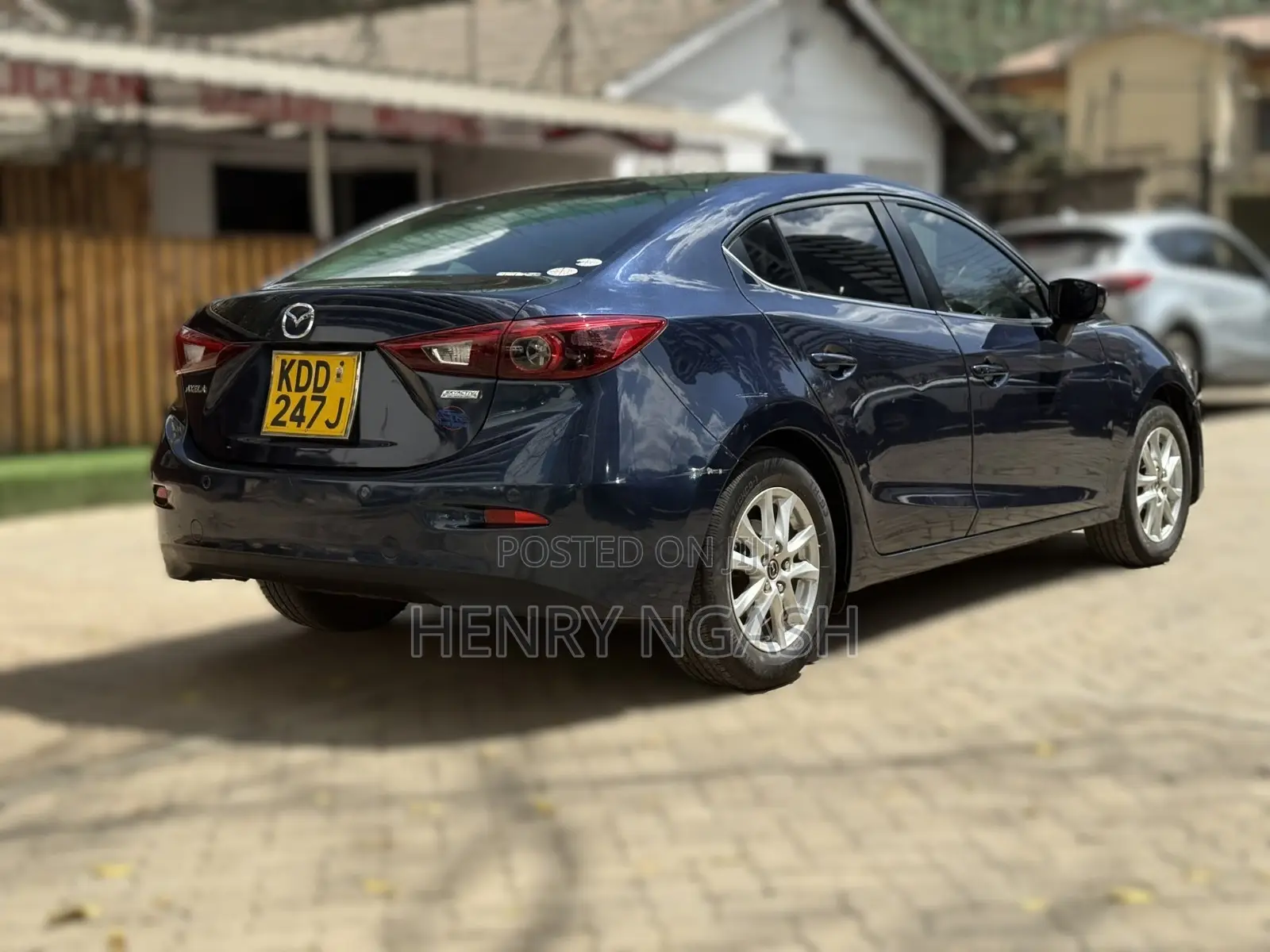 Mazda Axela SV Premium 2014 Blue