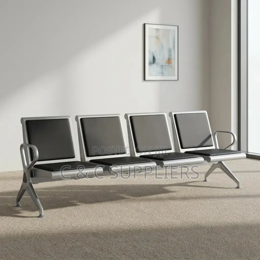 4-Link Black Padded Airport Bench.