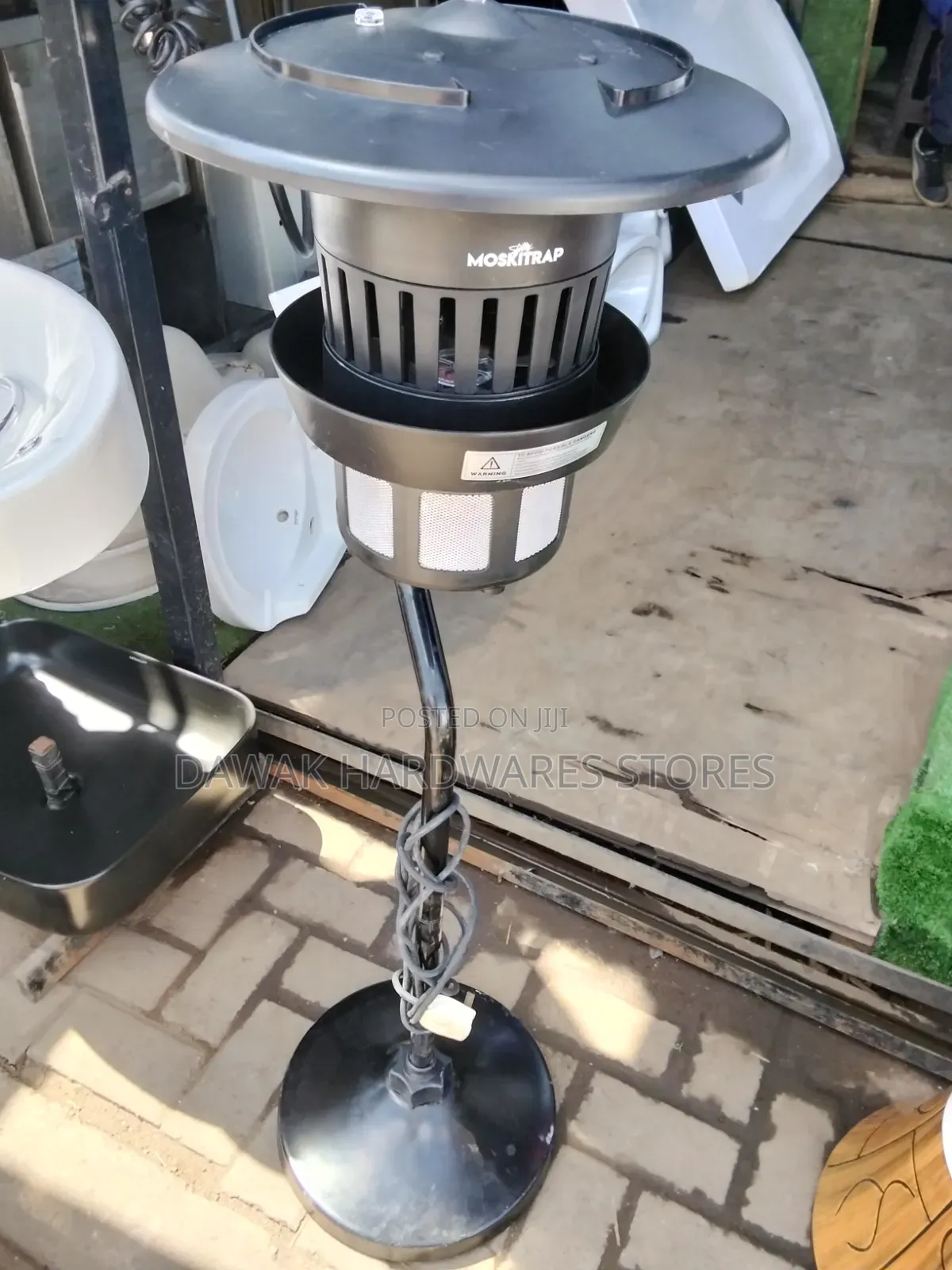 Standing Outdoor Mosquito Trap Lamp