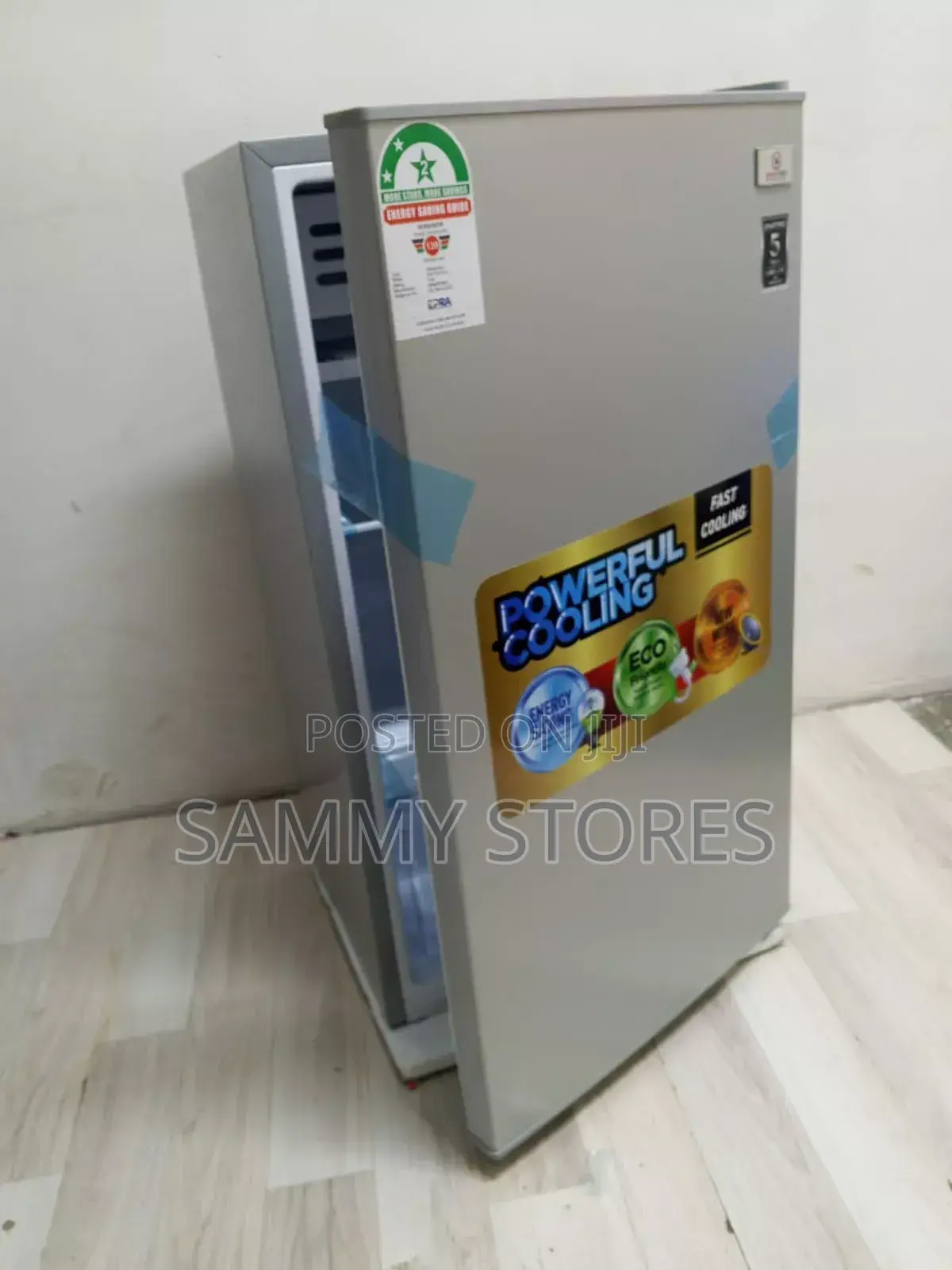 Compact Chest Freezer – Spacious Storage, Fast Cooling Reliable
Deep