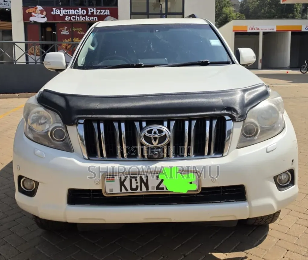 Toyota Land Cruiser Prado 2012 Pearl
