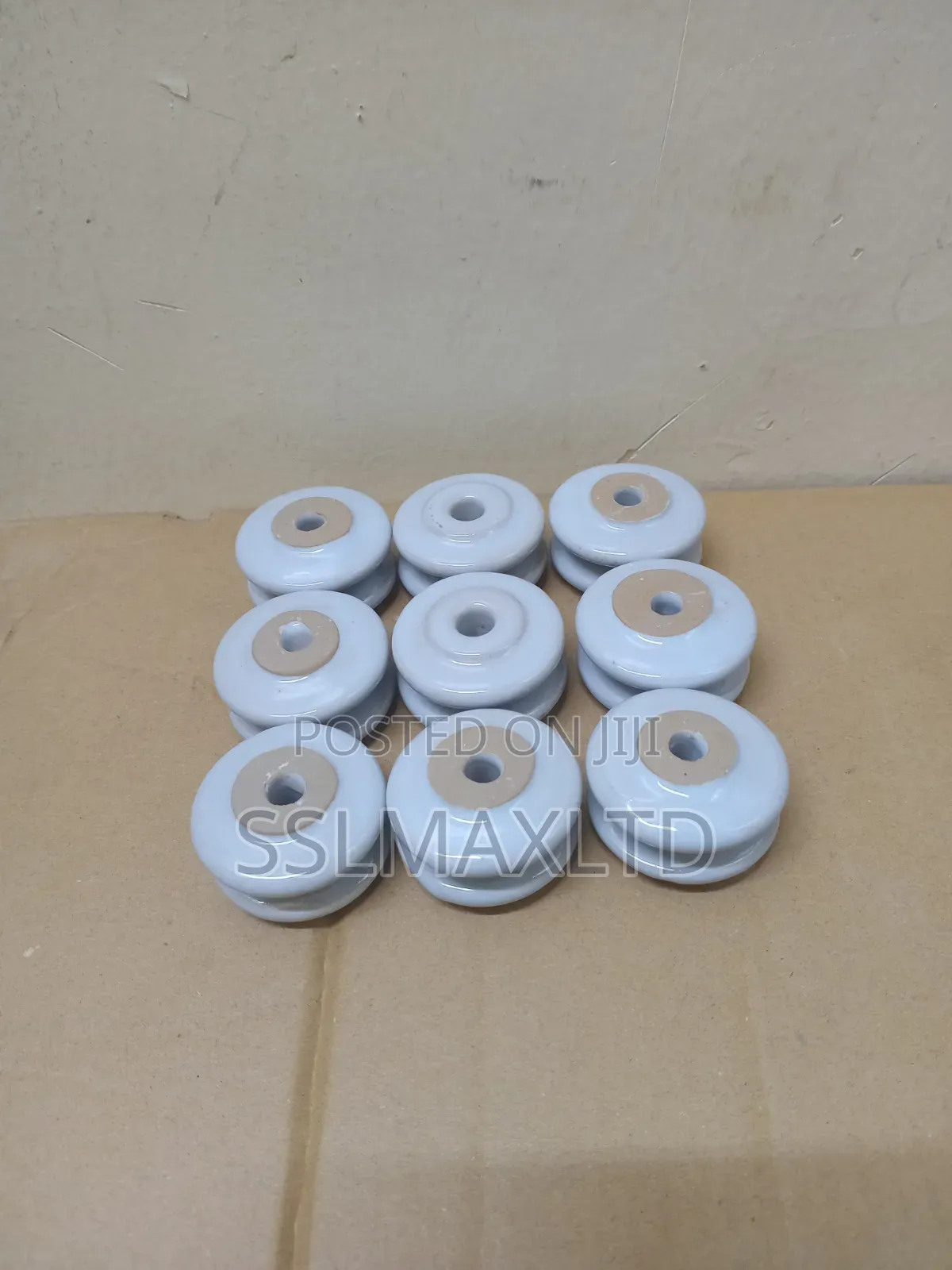Ceramic Bobinns Insulators