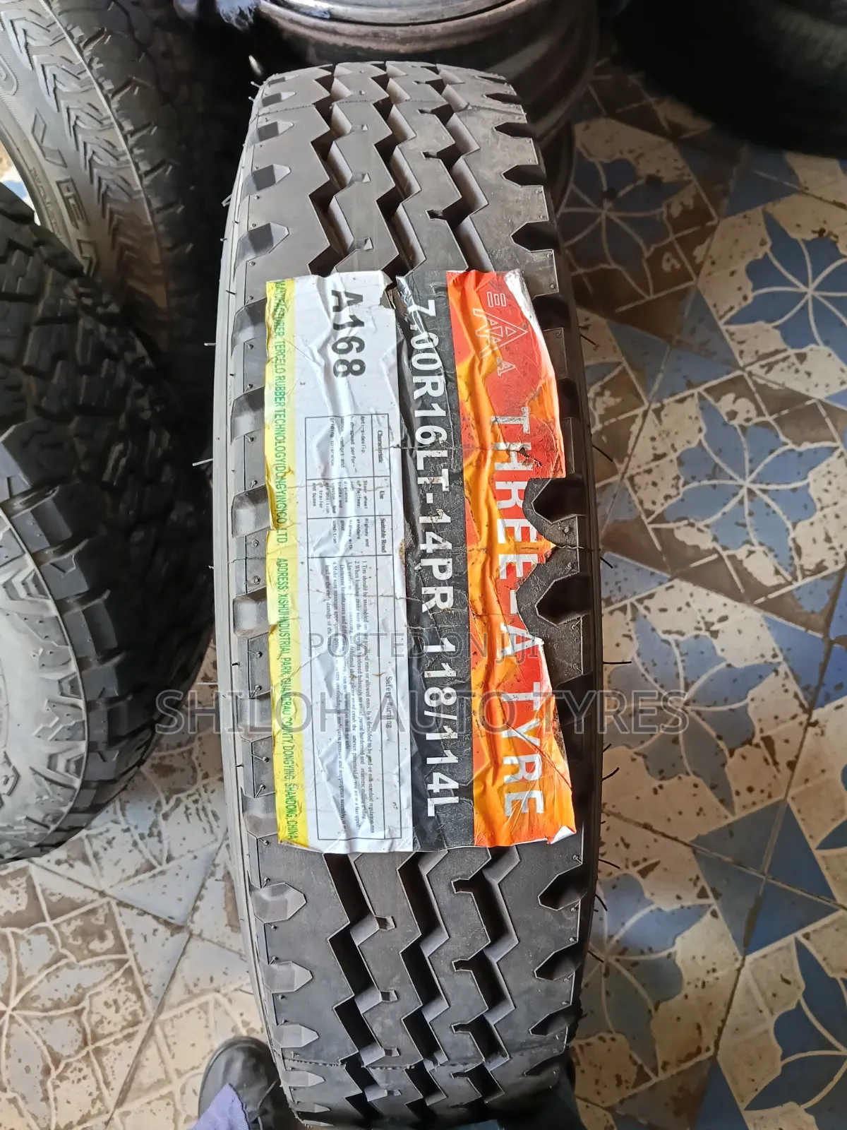Three a 7.00r16 Zig Zag