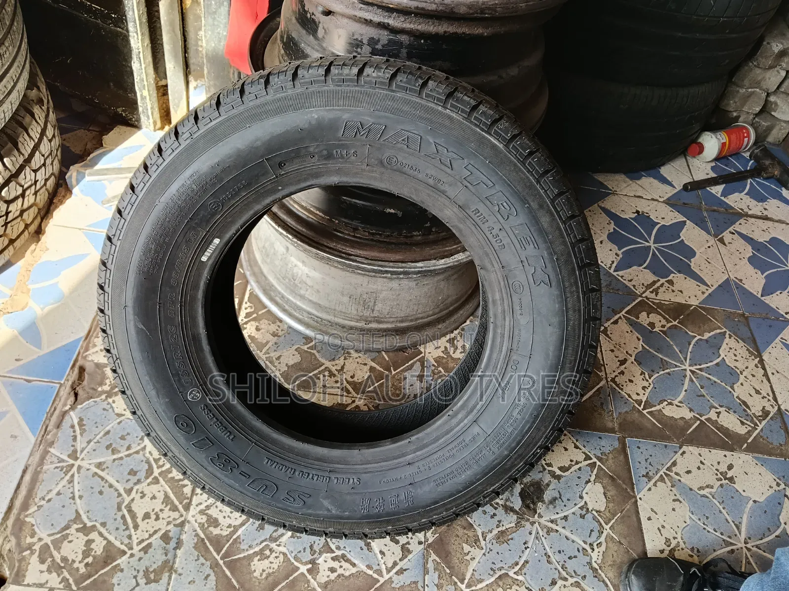 Maxtrek 155R12c