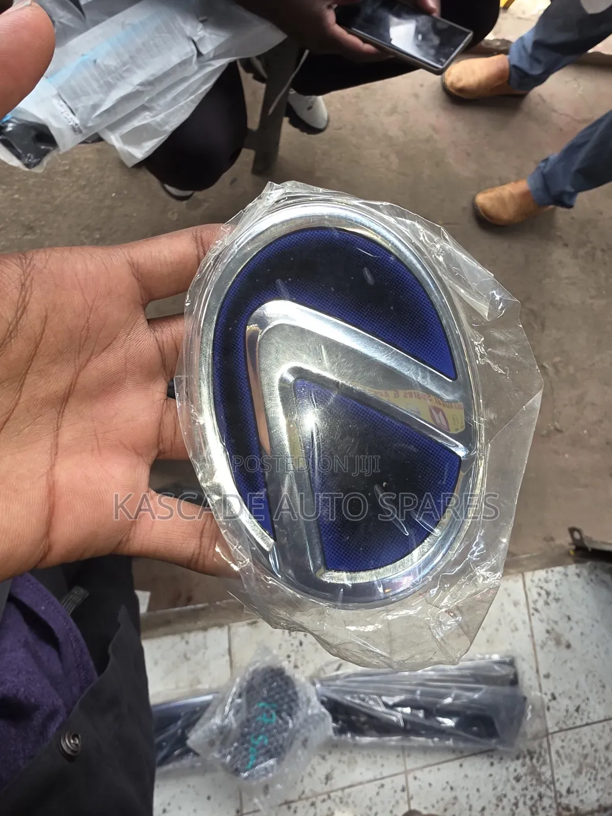 Logo/Emblem Lexus Lx 570,Nx 200t/300,Rx 350/450h Front and Rear