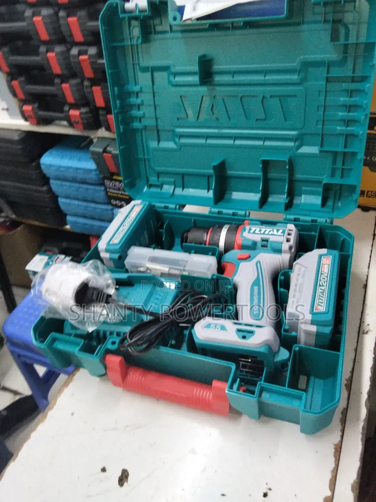 Brushless Total Drill 20v /Rechargeable