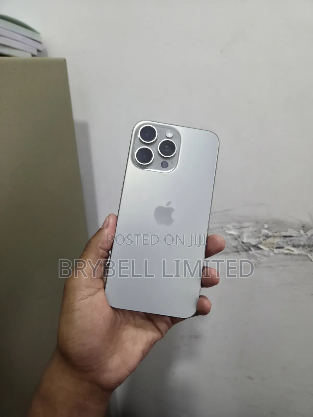 Apple iPhone 15 Pro Max 256 GB Gray