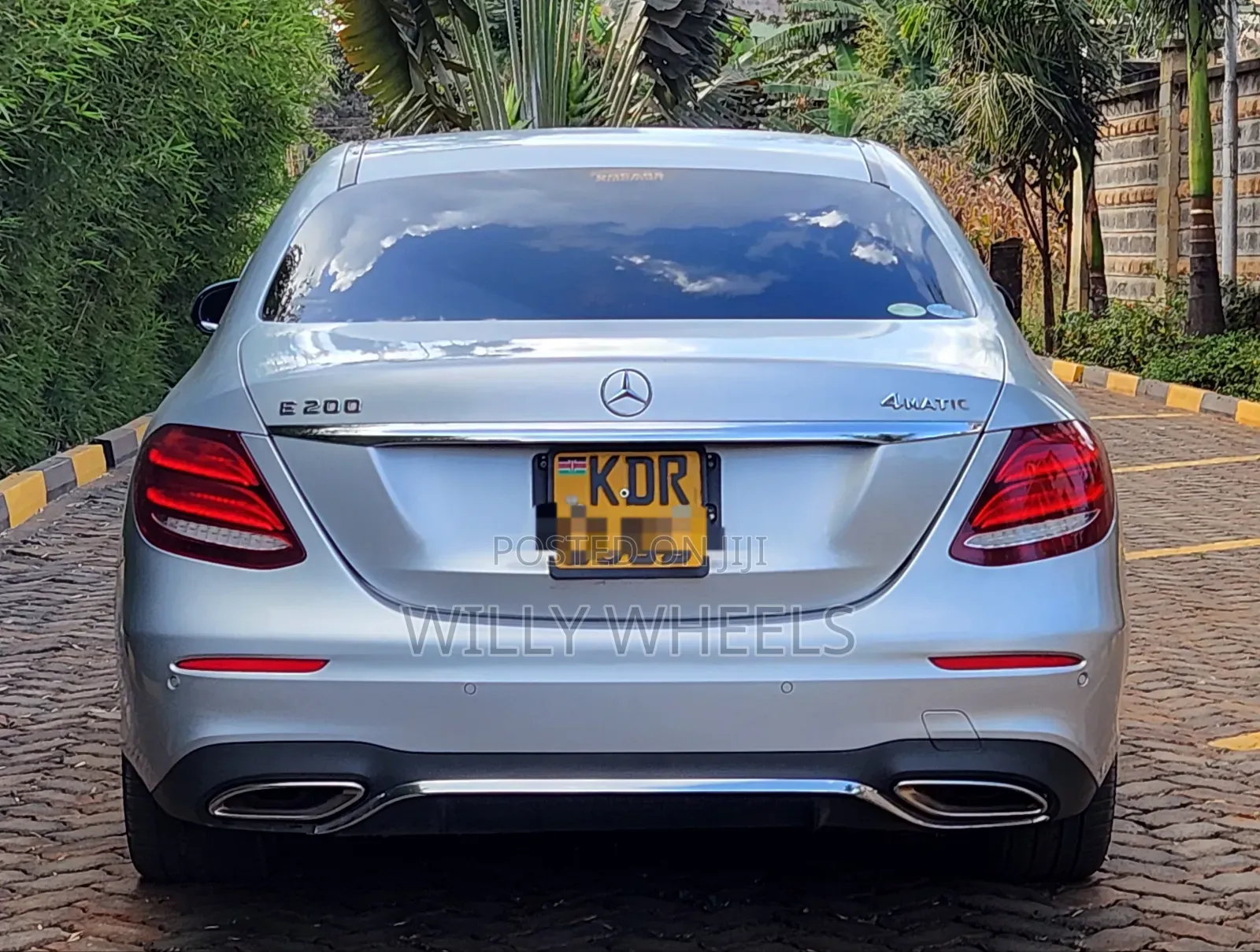 Mercedes-Benz E200 2017 Silver