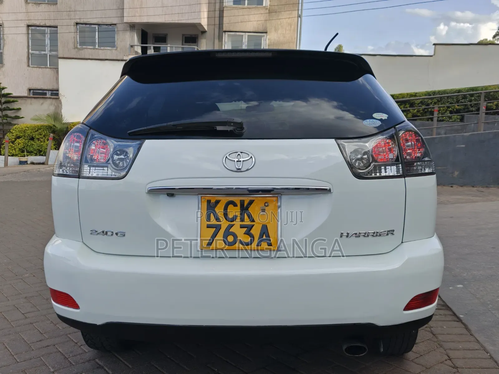 Toyota Harrier 2010 White