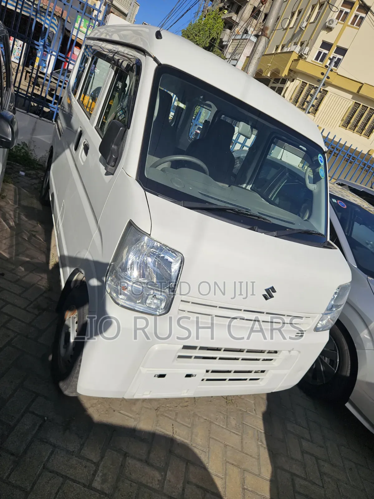 Suzuki Every 2019 White